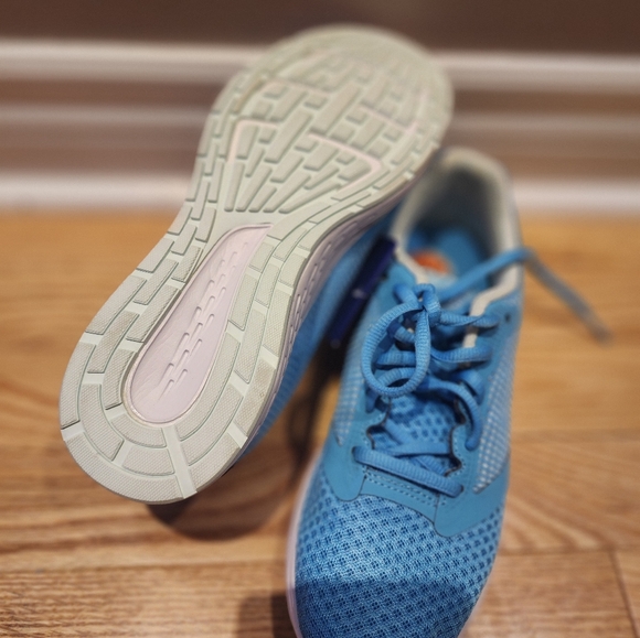 ASICS RUNNING SHOES - Picture 2 of 4